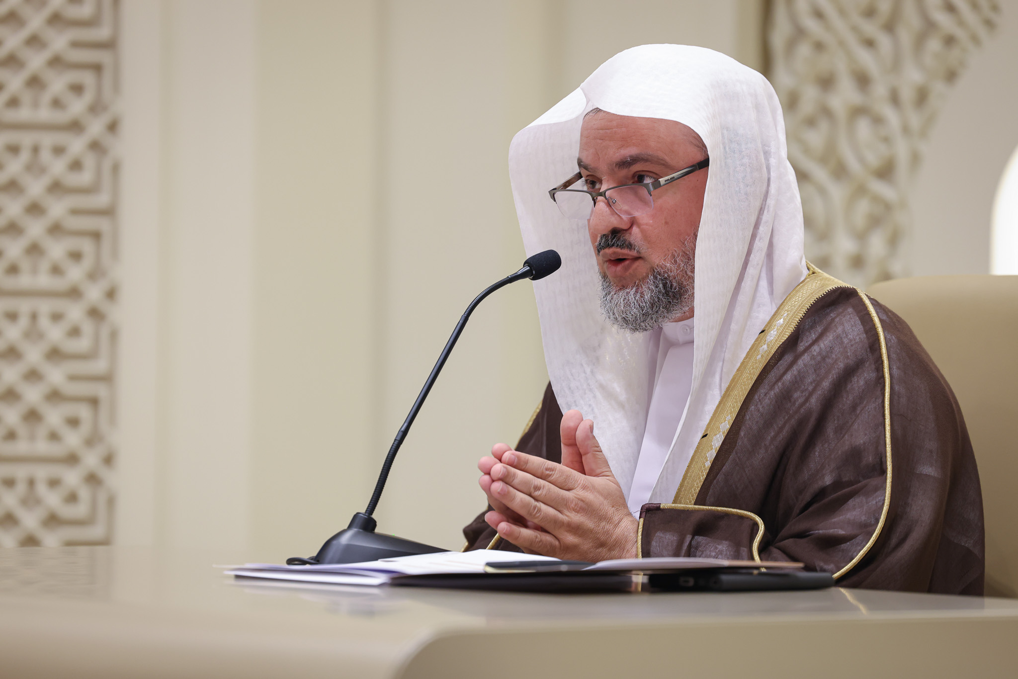 رئيس مجمع القرآن الكريم  يعتمد اللائحة التنظيمية لإدارة المقارئ